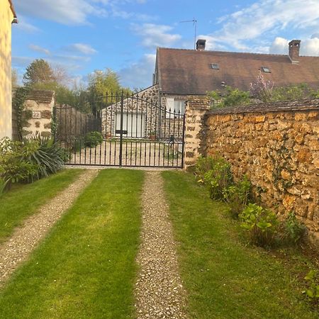 Chambres D'Hotes Des Demoiselles Ville-Saint-Jacques Luaran gambar