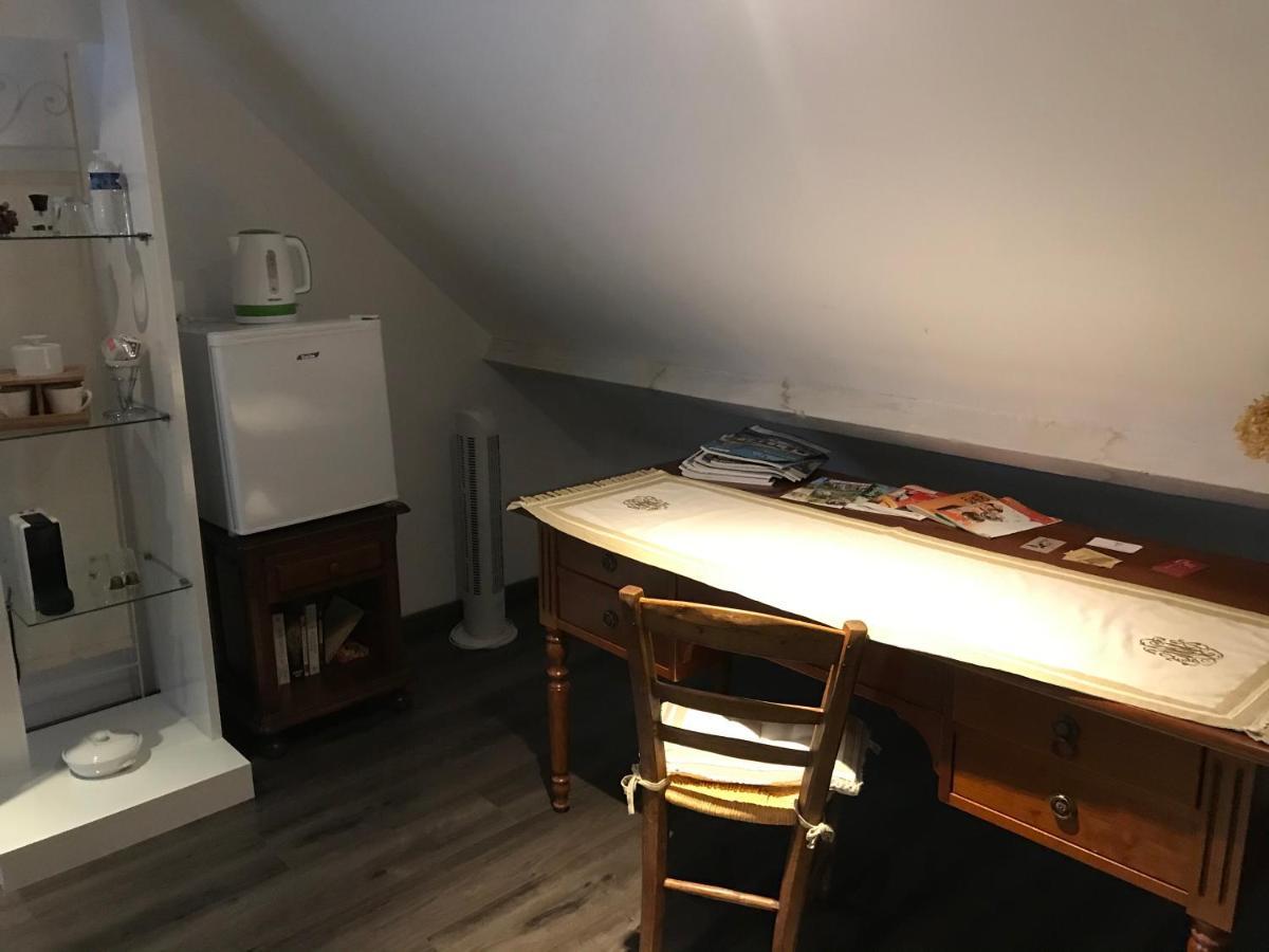 Chambres D'Hotes Des Demoiselles Ville-Saint-Jacques Luaran gambar