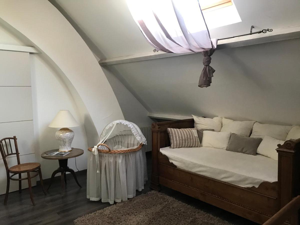 Chambres D'Hotes Des Demoiselles Ville-Saint-Jacques Luaran gambar